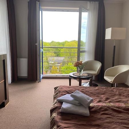 Ferienwohnung Na Fali I Kolberg Exterior foto